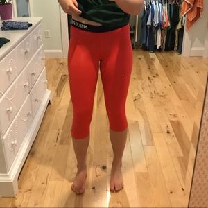 Cropped Nike Leggings